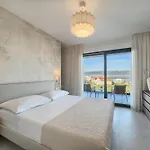 Oceanview Penthouse Apartamento