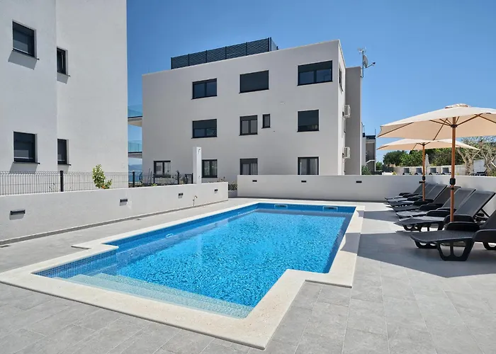 דירה Oceanview Penthouse *