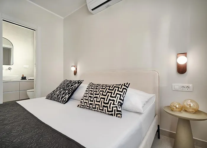 Oceanview Penthouse דירה