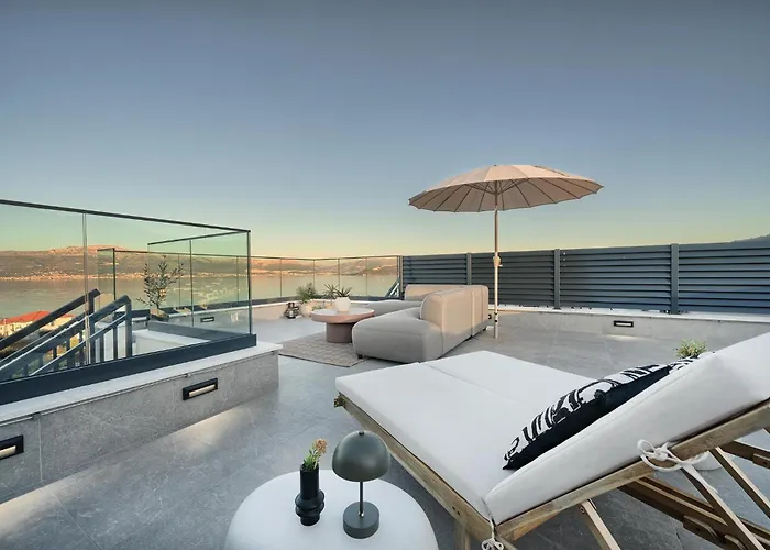 Oceanview Penthouse