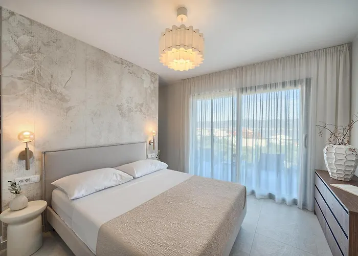 Oceanview Penthouse *