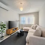 Oceanview Penthouse Appartamento
