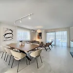 Oceanview Penthouse *