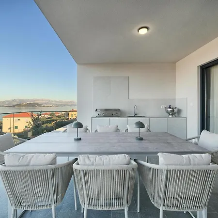 Oceanview Penthouse Lägenhet *