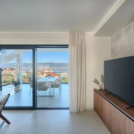 Oceanview Penthouse