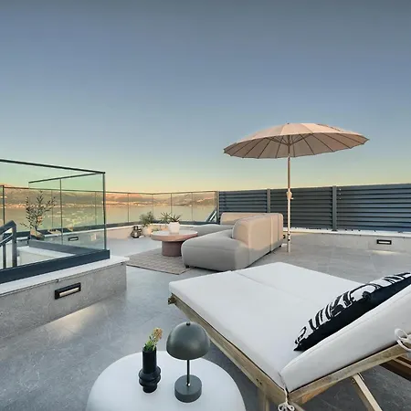 Oceanview Penthouse