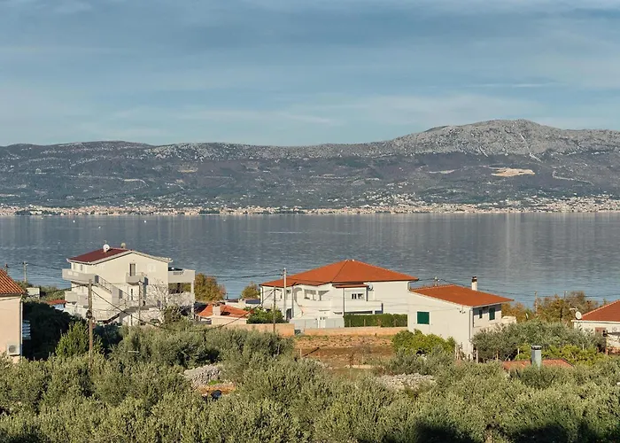 Oceanview Penthouse *
